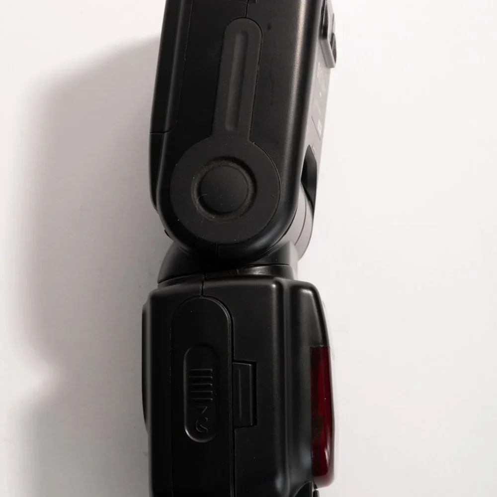 TRIOPO Speedlight
